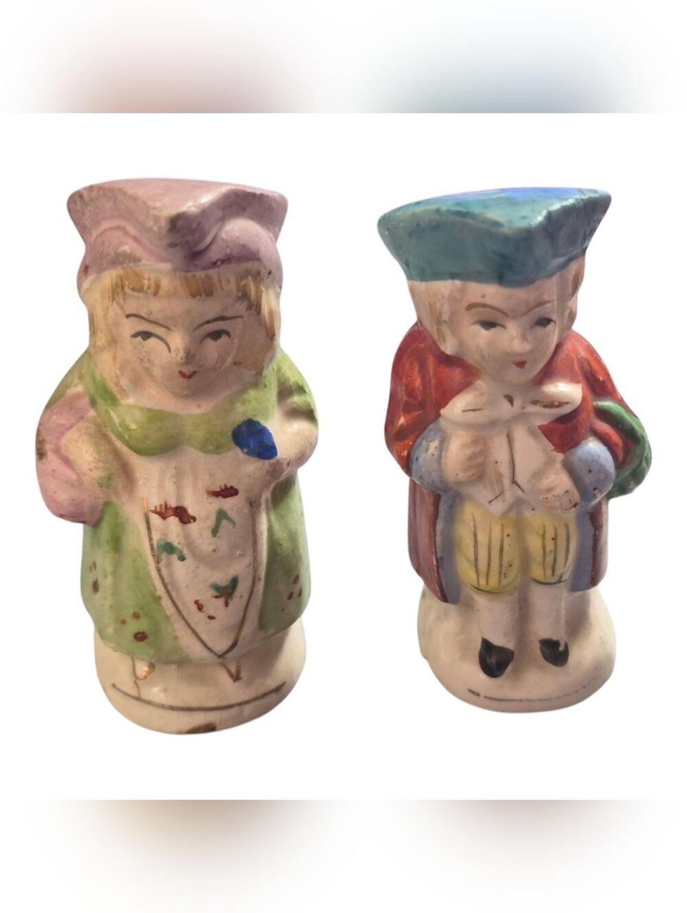 Hand Painted vintage Colonial Couple Salt & Pepper Shakers 2-3/4”H Japan 1960's